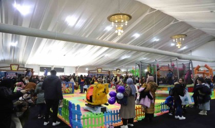 Kağıthanede çocuklara özel festival başladı