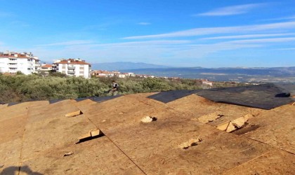 Karacasuda yüzme havuzu tadilata alındı