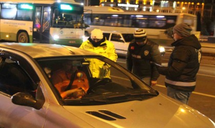 Kayseride yılbaşında araç ve yayalar denetlendi