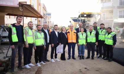 Kepez, asfaltta yap-boz dönemine son verme çalışmaları