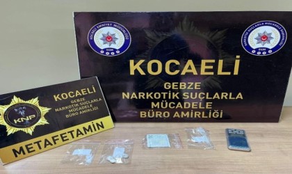 Kocaelide 2 ayrı uyuşturucu operasyonunda 4 şüpheli yakalandı