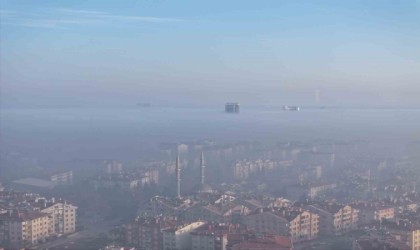 Konyada sis etkisini sürdürüyor