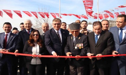 Kuzey Kıbrıs Türk Cumhuriyeti Parkı İzmirde törenle açıldı