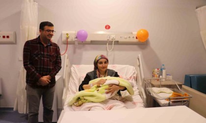 Malatyada yeni yılın ilk bebeği dünyaya geldi