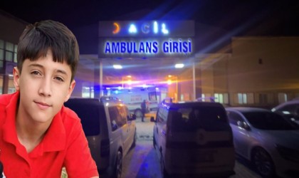 Minibüsün üzerine kaya parçasının düştüğü olayda ağır yaralanan çocuk hayatını kaybetti