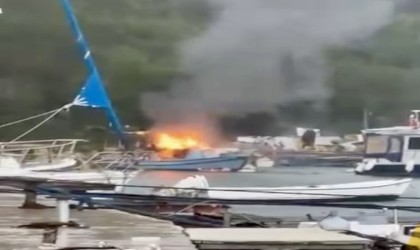 Muğlada balıkçı teknesi alev topuna döndü