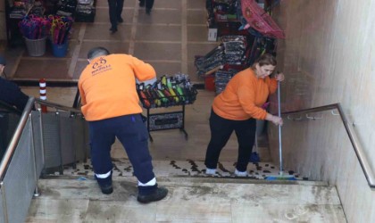 Nazilli Belediyesi ilçe genelindeki temizlik çalışmalarını sürdürüyor