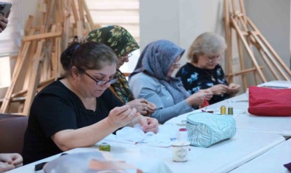 Odunpazarı Belediyesinden kadınlara iğne oyası atölyesi