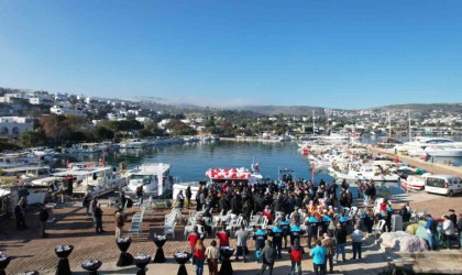 Reis 48, dualarla denize indirildi