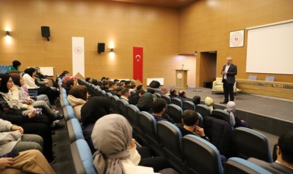 Rektör Levent Erzincan KYK öğrencileri ile buluştu