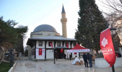 Restorasyonu tamamlanan 5 asırlık cami Regaip Kandilinde ibadete açıldı