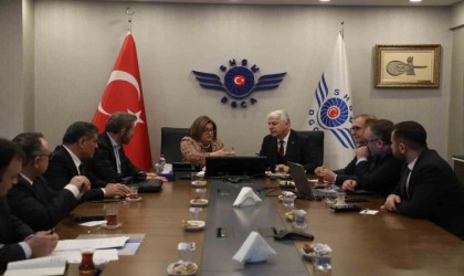 Şahin, Gazi kentin yeni projeleri için görüşmeler yaptı