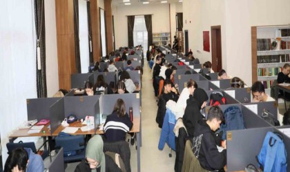 Şehzadeler Belediyesi Kütüphanesi 2024te rekor ziyaretçi ağırladı