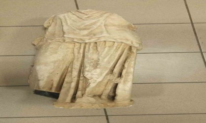 Selanikte çöp poşetinde 2 bin yıllık heykel bulundu