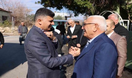 Şener: Mahallelerimizin gelişmesi için hızla çalışıyoruz