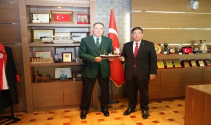 Şeref Malkoç, Başsavcı Kılıçı ziyaret etti