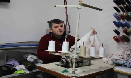 Terziler: “Elbise dikim devri bitti, artık tamirat yapıyoruz”