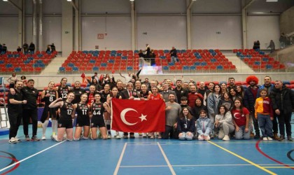 Türk Hava Yolları, CEV Kupasında çeyrek finalin kapısını araladı