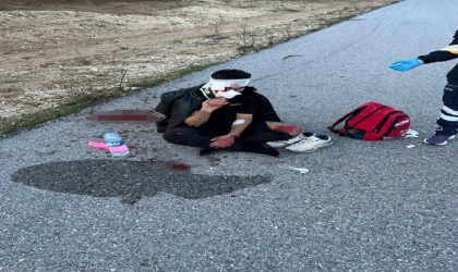 Uçak pistinde motosikletle hız kaza yaptırdı: 2 yaralı