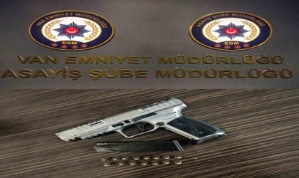 Vanda değişik suçlardan aranan 75 kişi tutuklandı