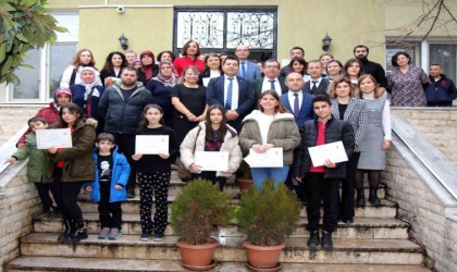 Verem ve korunma yolları en iyi anlatan öğrenciler ödüllendirildi