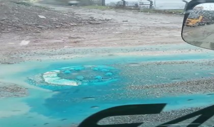 Yalovada rögardan mavi renkli su taştı