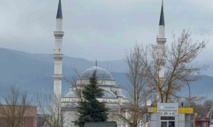 Yangın faciasında yaşamını yitirenler için 1270 camide sala okundu