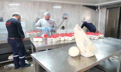 Yayladan sofraya Erzincan Tulum Peyniri