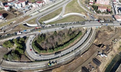 Yeşilkent Kavşağında trafik akışı değişikliği