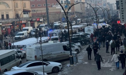 Yüksekovada bıçaklı kavga: 3 yaralı