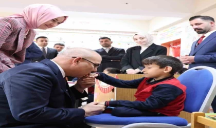 Ağrı’da eğitime dokunan proje: Binlerce öğrenci sıralarına kavuştu