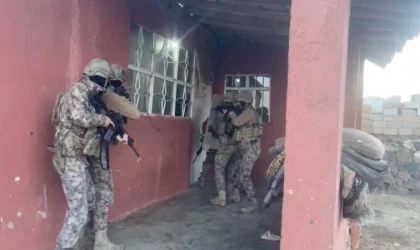 Ağrı’da göçmen kaçakçılığına darbe: 214 milyon liralık suç geliri ortaya çıkarıldı