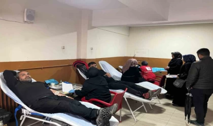 Ağrı’da ’Okulumda Kan’panya’ projesiyle kan bağışına yoğun ilgi