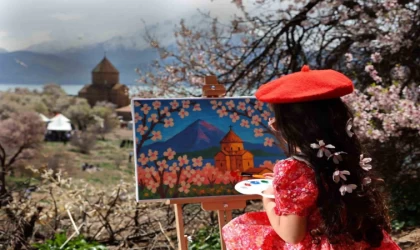 Akdamar Adası Badem Çiçeği Foto Safarisi sonuçlandı