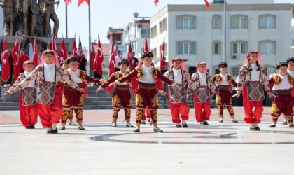 Antalya’da 23 Nisan sevinci