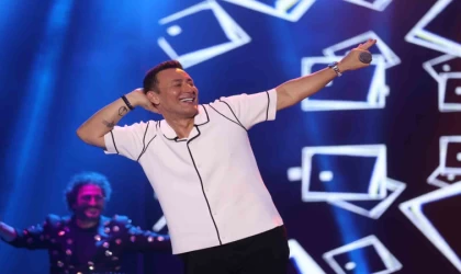 Antalya’da Mustafa Sandal rüzgarı esti