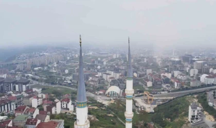 Arnavutköy’de depremde hasar alan cami mühürlendi