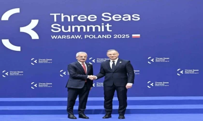 Bakan Uraloğlu, Polonya’da