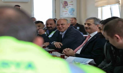 Başkan Alemdar, ”Geçtiğimiz yılın üzerinde asfalt çalışmasını şehrimizde hayata geçireceğiz”