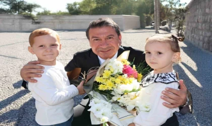 Başkan Aras: ”23 Nisan, milletin kurşunların gölgesinde kendi geleceğine sahip çıktığı gündür”