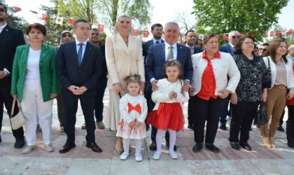 Başkan Subaşı, CHP’den alternatif çelenk sunma törenine katıldı