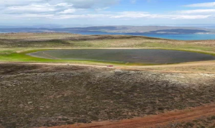 ’Bervi Gölü’ doğal güzelliği ile dikkat çekiyor