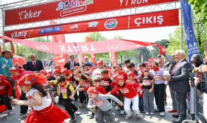 Binlerce çocuk 23 Nisan coşkusuyla koştu