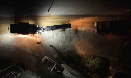 Büyükşehir’den Çalı-Kayapa yolunda gece mesaisi