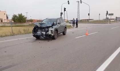 Cip ile motosiklet çarpıştı: 2 ağır yaralı