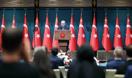 Cumhurbaşkanı Erdoğan: ”İstanbul, sizin siyasi ikbal heveslerinize kurban edilecek bir şehir değildir”