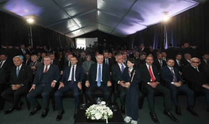 Cumhurbaşkanı Erdoğan: ”Türkiye olarak olimpiyatlar dahil her türlü uluslararası spor etkinliğinin altından kalkacak kapasiteye ziyadesiyle sahibiz”