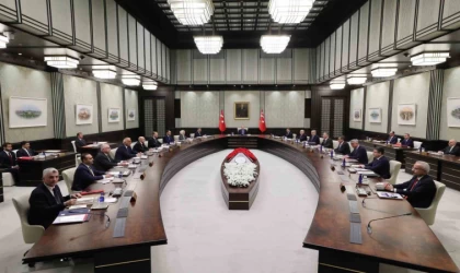 Cumhurbaşkanlığı Kabinesi, Cumhurbaşkanı Recep Tayyip Erdoğan başkanlığında Cumhurbaşkanlığı Külliyesi’nde toplandı.