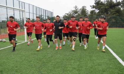 Denizli İdmanyurdu, şampiyonluk için gün sayıyor