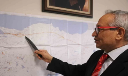 Deprem uzmanı Ateş: ”250-300 yıl gibi süreçte deprem beklenmiyor”